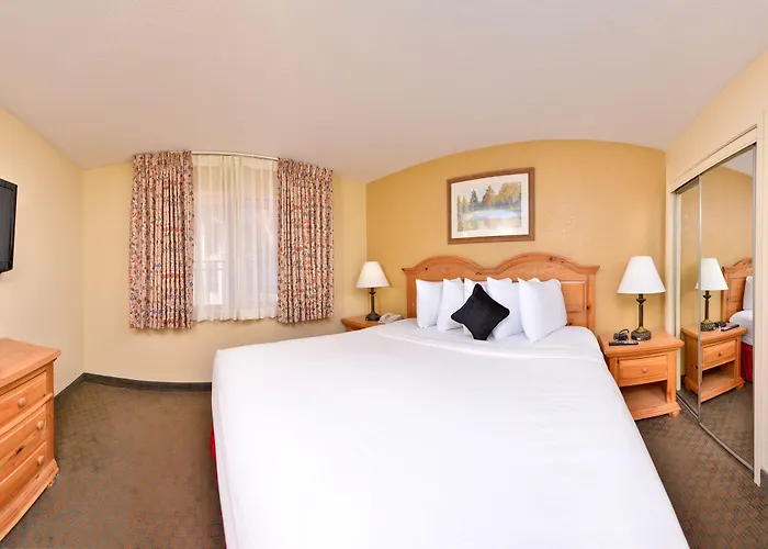 3 Palms Tucson North Foothills Hotel 3*